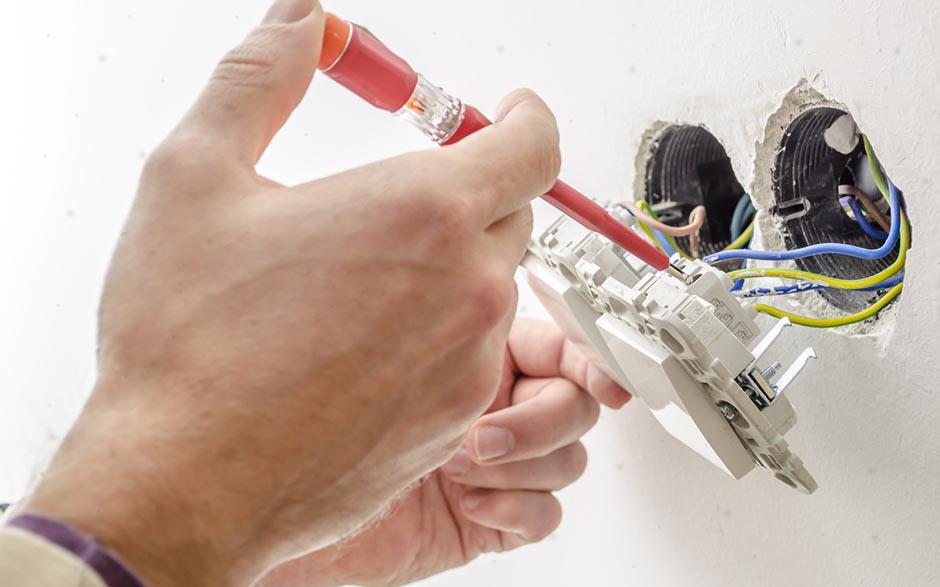 électricien en bâtiment Lardy